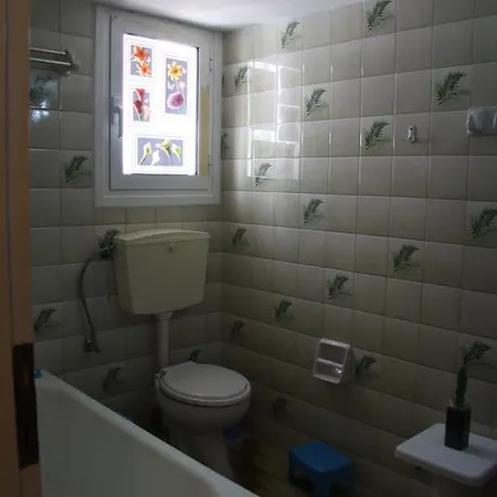 Dimitris & Theodore Appartment's *